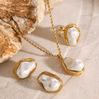 Collection Eclipse : Fragments de Lune, Bague, Collier, Boucle d'oreille Perle Nacrée